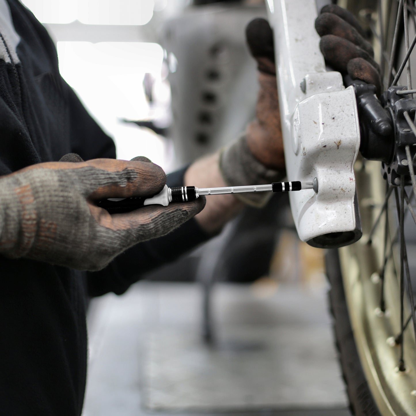 kit desarmador de precisión 115 piezas