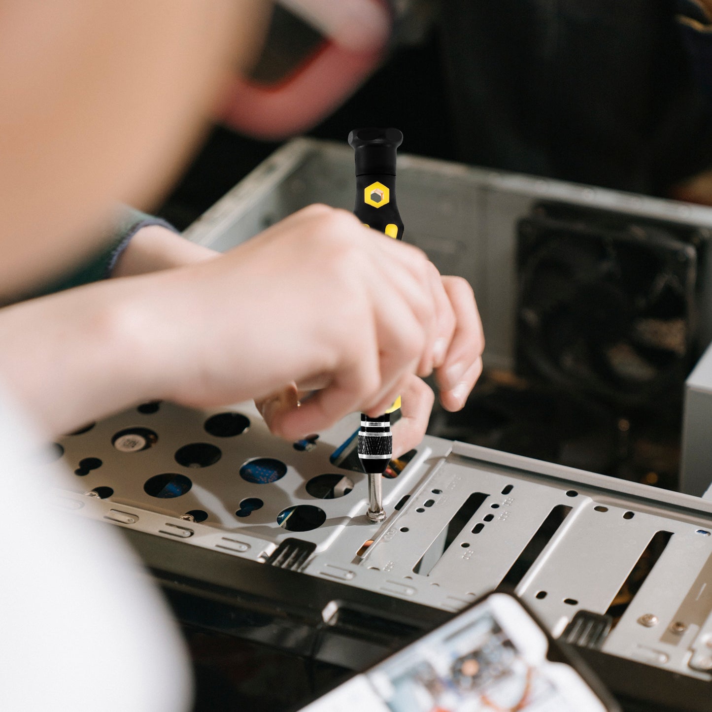 Kit Desarmador de Precisión 46 piezas