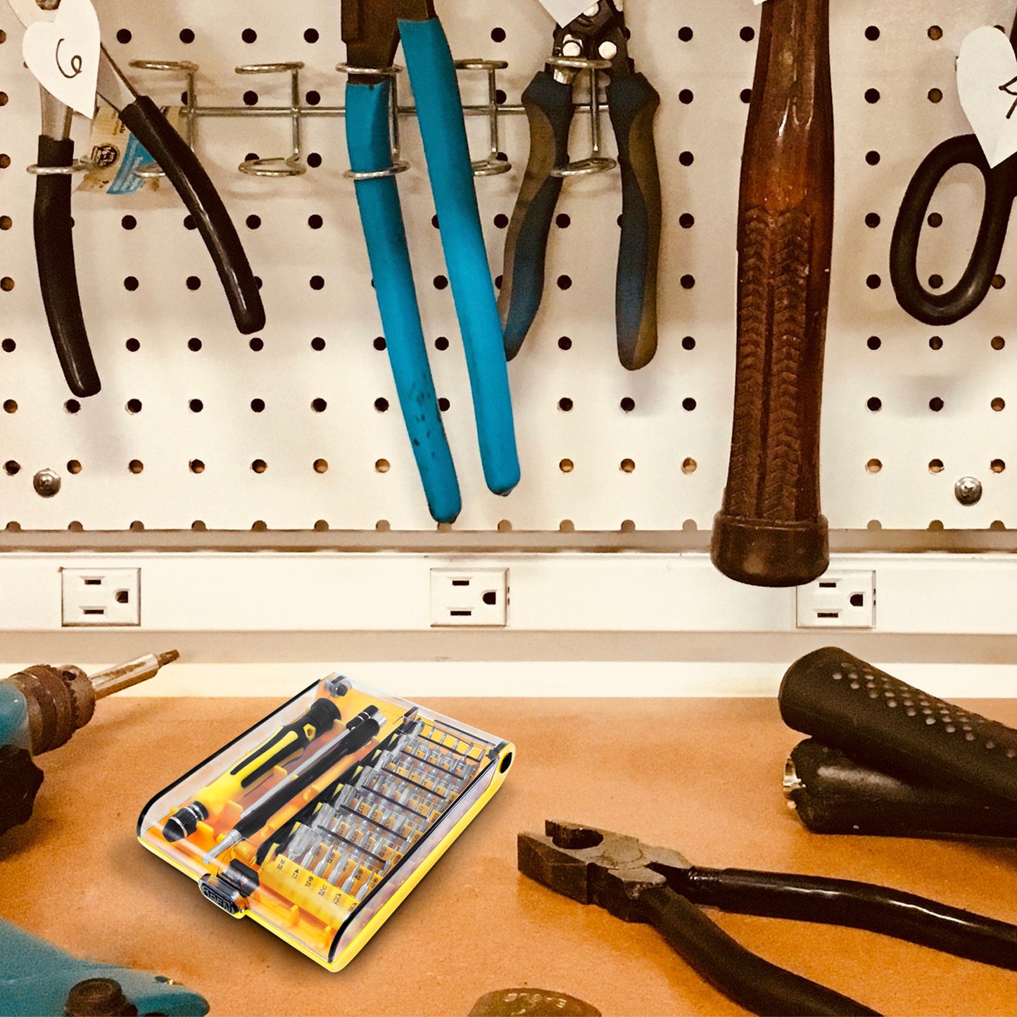 Kit Desarmador de Precisión 46 piezas